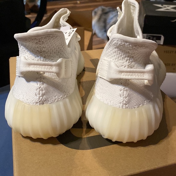 Adidas Yeezy Boost 350 V2- Size 10 - Picture 6 of 8
